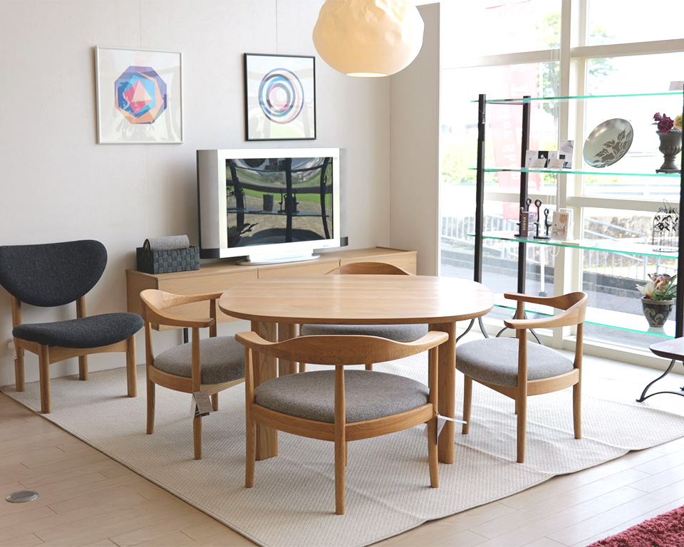 アートウッド・店内